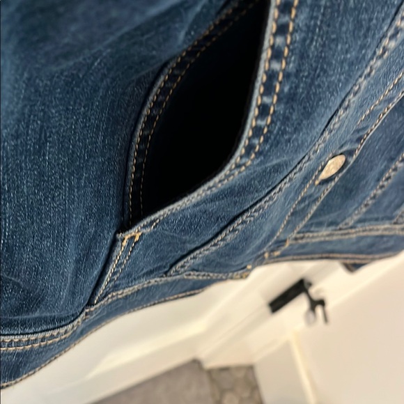 Kate Spade Blue Jean Jacket Timeless Design Medium Weight - Picture 8 of 8